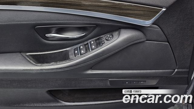 BMW 5-Series 2014 — photo 25
