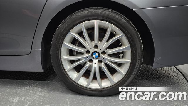 BMW 5-Series 2014 — photo 7