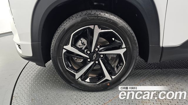 Chevrolet Korea Trailblazer 2021 — photo 5