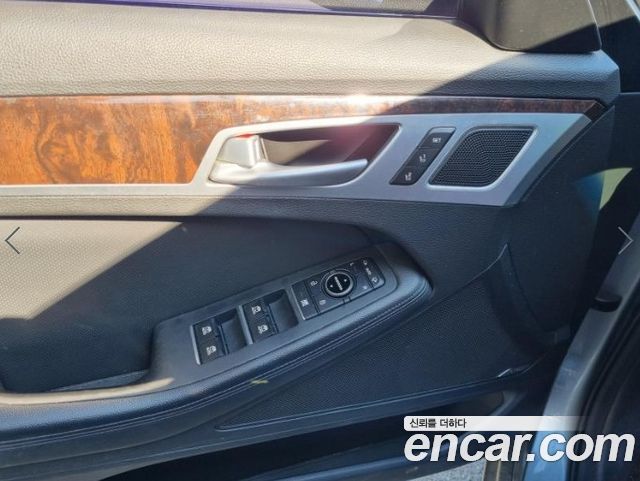 Hyundai Genesis 2014 — photo 9