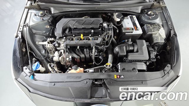 Hyundai AVANTE 2021 — photo 6