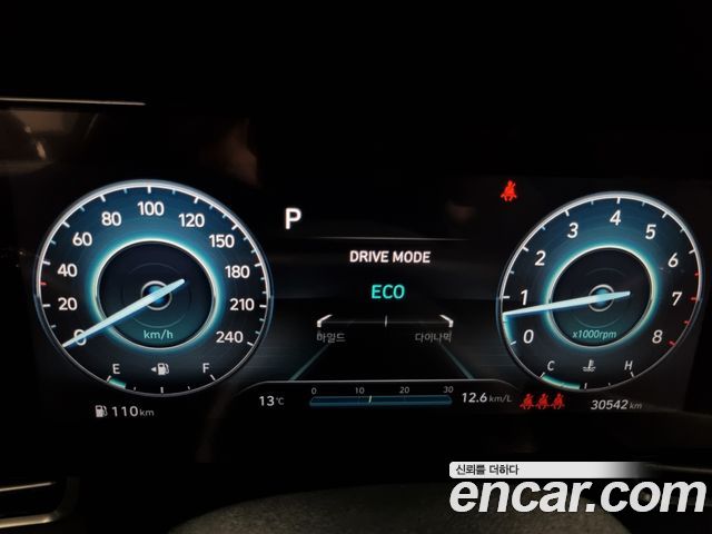 Hyundai AVANTE 2021 — photo 11