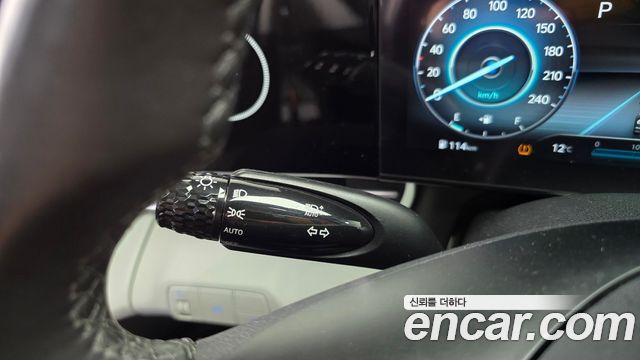 Hyundai AVANTE 2021 — photo 26