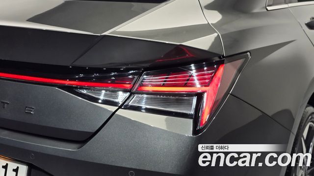 Hyundai AVANTE 2021 — photo 9
