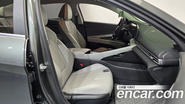 Hyundai AVANTE 2021 — photo 16