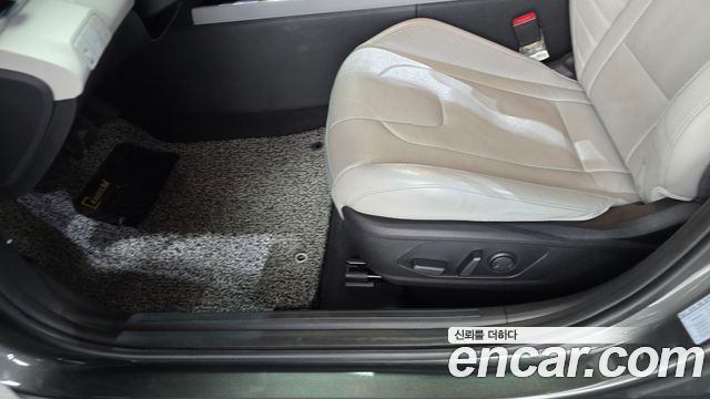 Hyundai AVANTE 2021 — photo 34