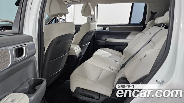 Hyundai Santafe 2024 — photo 18