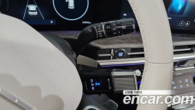 Hyundai Santafe 2024 — photo 26