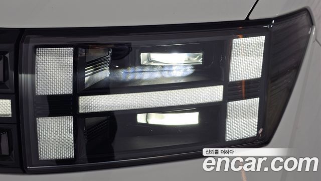 Hyundai Santafe 2024 — photo 8
