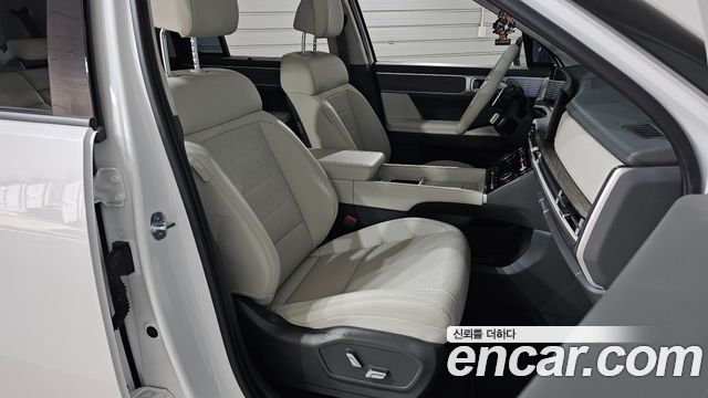 Hyundai Santafe 2024 — photo 16