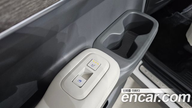 Hyundai Santafe 2024 — photo 35