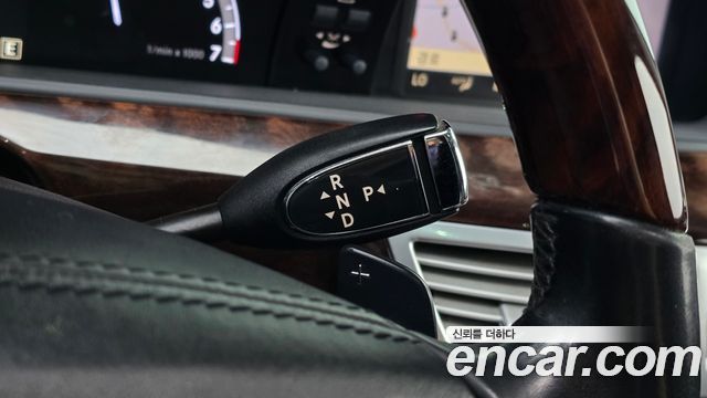 Mercedes-Benz S-Class 2012 — photo 9