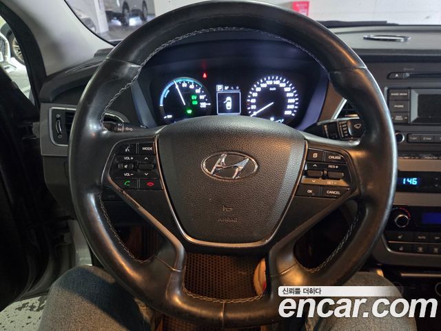 Hyundai Sonata 2017 — photo 12