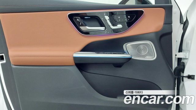 Mercedes-Benz GLC-Class 2026 — photo 15