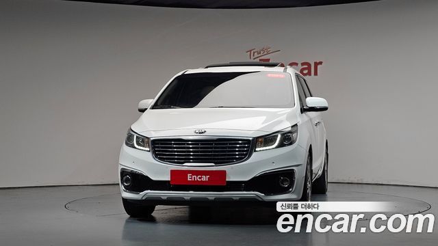 Kia Canival 2017 — photo 3
