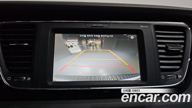 Kia Canival 2017 — photo 21