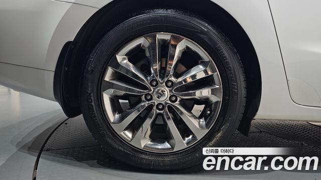Kia Canival 2017 — photo 7