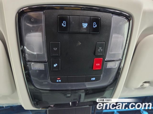 Hyundai Staria 2023 — photo 17