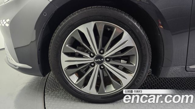 Kia K8 2023 — photo 5