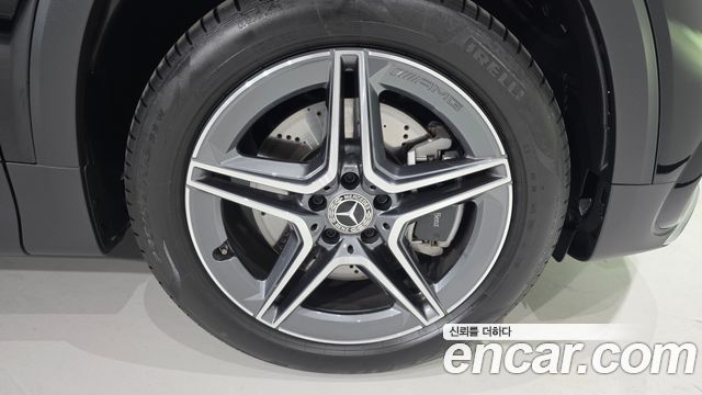 Mercedes-Benz GLB-Class 2026 — photo 5
