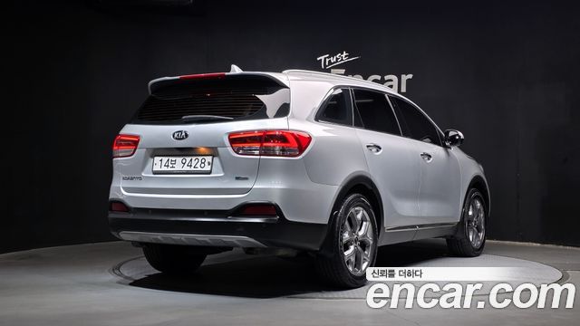 Kia Sorento 2015 — photo 2