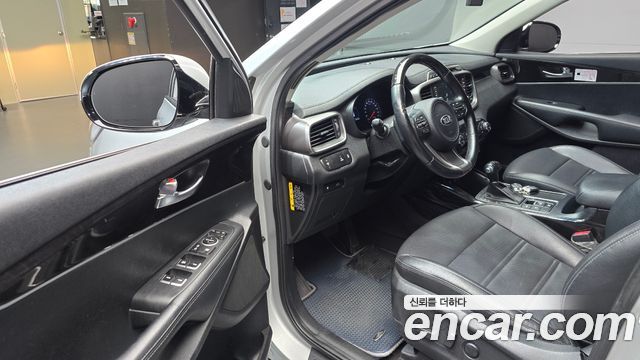 Kia Sorento 2015 — photo 13