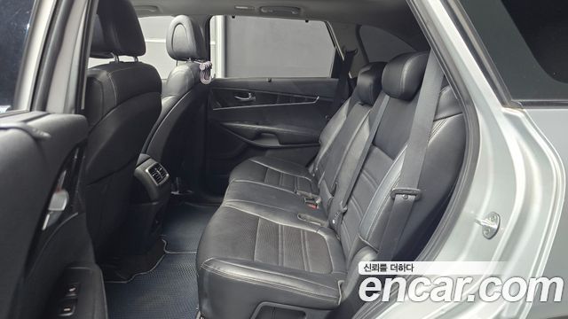 Kia Sorento 2015 — photo 18