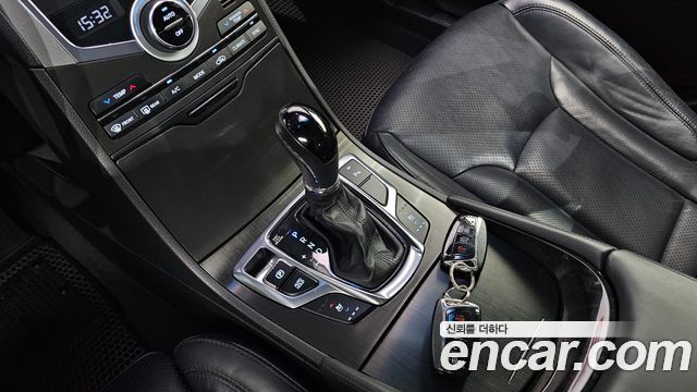 Hyundai Grandeur 2016 — photo 9