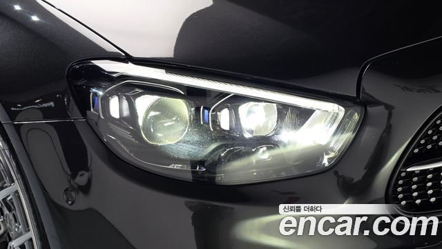 Mercedes-Benz E-Class 2021 — photo 8