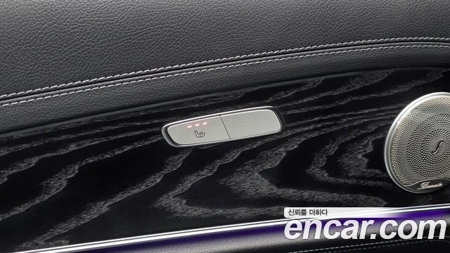 Mercedes-Benz E-Class 2021 — photo 31