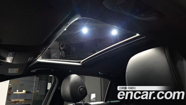 Mercedes-Benz E-Class 2021 — photo 33