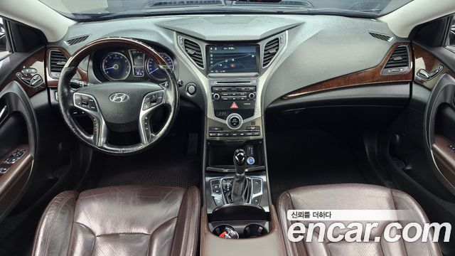 Hyundai Grandeur 2015 — photo 10