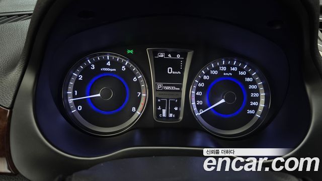 Hyundai Grandeur 2015 — photo 11