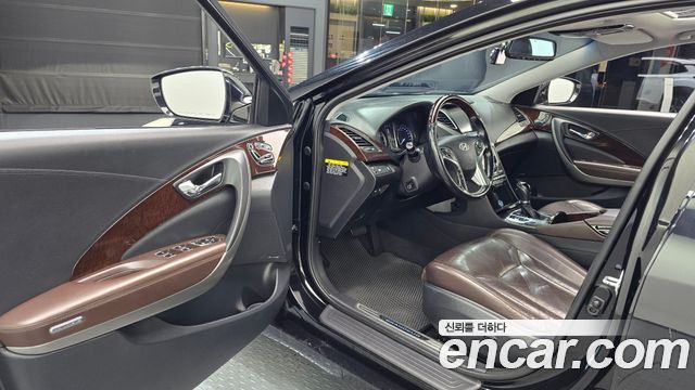 Hyundai Grandeur 2015 — photo 13