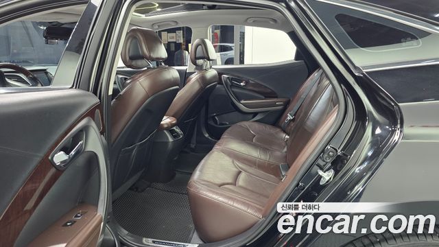 Hyundai Grandeur 2015 — photo 18