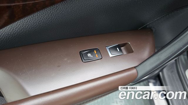 Hyundai Grandeur 2015 — photo 28