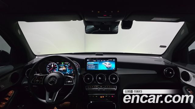 Mercedes-Benz GLC-Class 2021 — photo 16