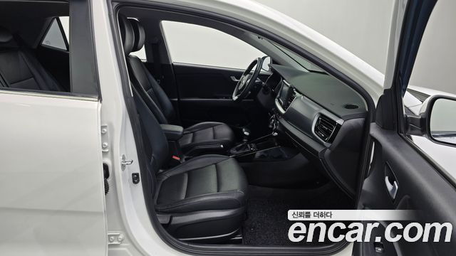 Kia Stonic 2019 — photo 17