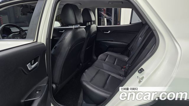 Kia Stonic 2019 — photo 18