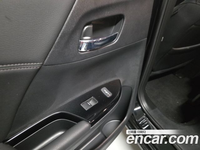 Honda Accord 2016 — photo 14