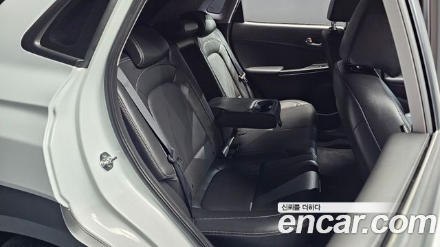 Hyundai Kona 2018 — photo 17