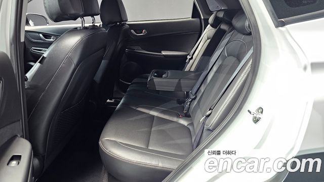 Hyundai Kona 2018 — photo 18