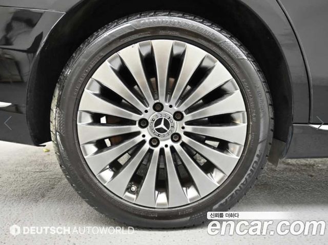 Mercedes-Benz E-Class 2019 — photo 5