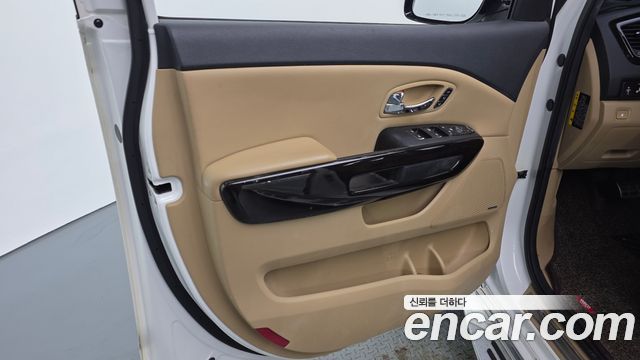Kia Canival 2019 — photo 14