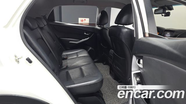 KG Mobility KORANDO 2017 — photo 12