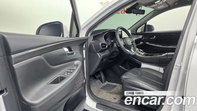 Hyundai Santafe 2022 — photo 13