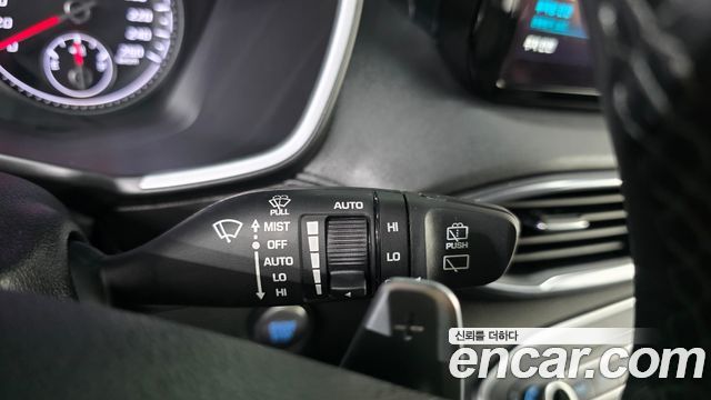 Hyundai Santafe 2022 — photo 28