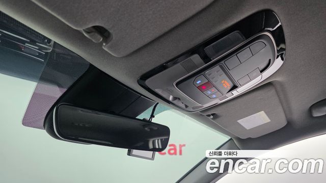 Hyundai Santafe 2022 — photo 31
