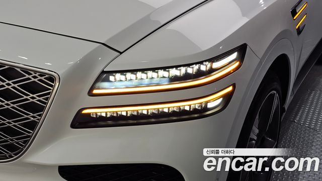 Genesis GV80 2024 — photo 8