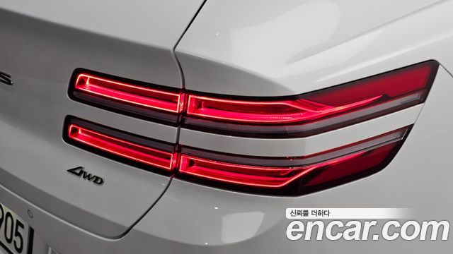 Genesis GV80 2024 — photo 9